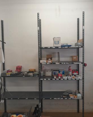  scaffalature x magazzino in buono stato   