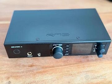 RME ADI-2 DAC FS Riferimento DAC e amplificatore c