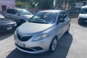 Lancia Ypsilon 1.2 69 CV 5 porte Gold