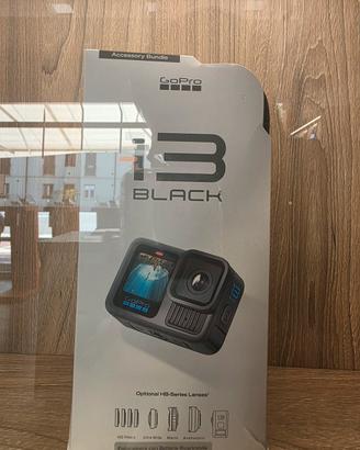 GoPro Hero 13 Black BUNDLE Accessori - NUOVA