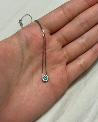 collana oro bianco diamanti e smeraldo