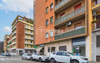 Locale commerciale di 20 mq con possibilità di cam