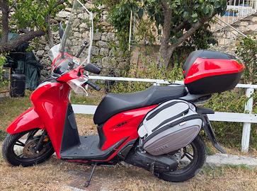 scooter Honda 150