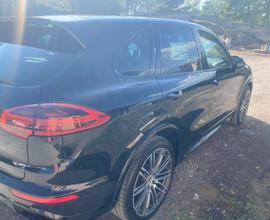 PORSCHE Cayenne 2ªs.'10-'18 - 2015