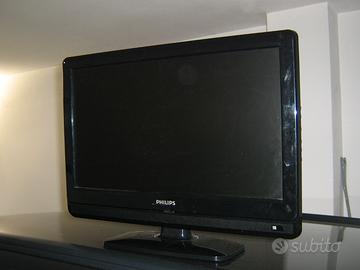 3 TV LED Philips con telecomando + 2 decoder i