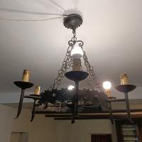 Lampadario Rustico Vintage in Ferro Battuto