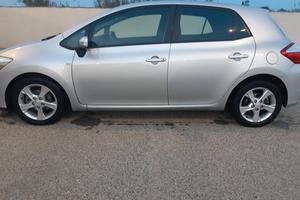 Toyota Auris 1.4 d4d full optional 