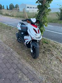 Aerox 50r liquid cooled full stock special edition