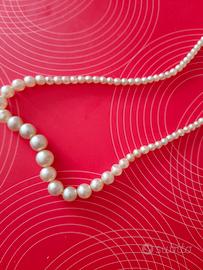 collana di perle di due dimensioni anni 70