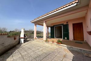 VILLA A SCHIERA A NETTUNO