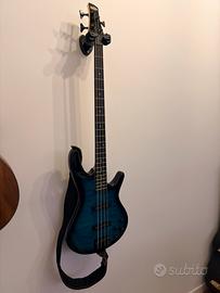 Basso elettrico Ibanez