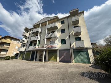 5 LOCALI A CALVI DELL'UMBRIA