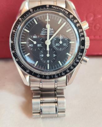 omega speedmaster moonwacht professional 