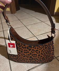 Borsetta leopardata