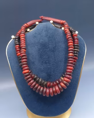 Due collane corno anni 70 Catherine Noll