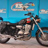 TRIUMPH ADVENTURER 900