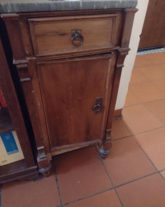 PICCOLO MOBILE IN LEGNO CON PIANO IN MARMO