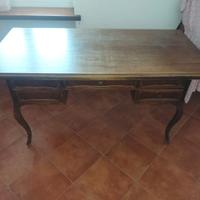 Scrivania in legno 5 cassetti e piano maggiorato