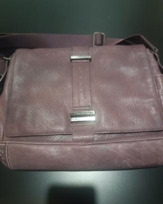 borsa a tracolla Piquadro colore prugna 