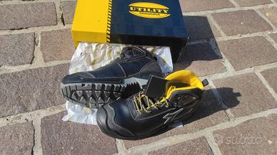 Scarpe antinfortunistiche diadora Classic mid s3