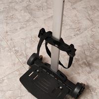 Porta zaino con ruote