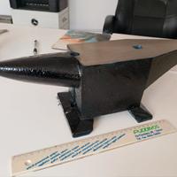 Incudine Cm. 46 per 20 Kg acciaio .