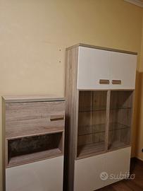 MOBILI / Armadio/vetrina