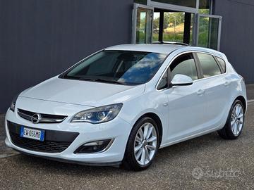 OPEL Astra 2.0 CDTI 165 AT6 Cosmo NAVY unipro