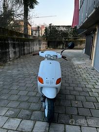 Piaggio Zip Srt