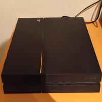 PLAYSTATION 4