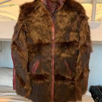 Vera pelliccia e pelle bordeaux