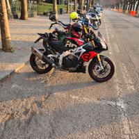 Scarico Akrapovic omologato euro 4 con certificato