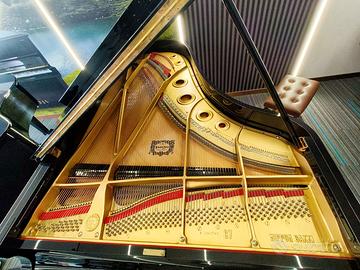 Pianoforte Yamaha C7