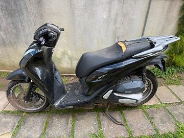 Pezzi SH 125