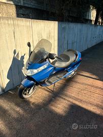 Piaggio 400 x8 del 2010