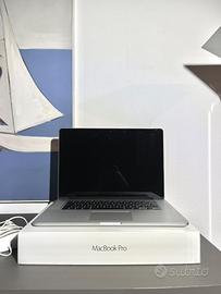 MacBook Pro 2016 256 GB