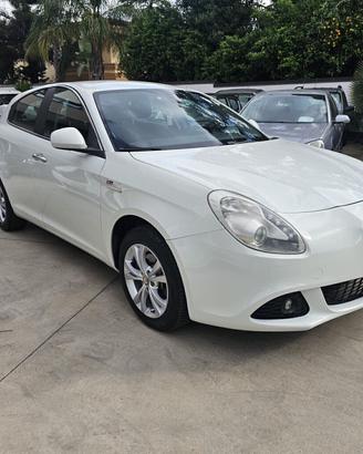 Alfa Romeo Giulietta 1.4 Turbo MultiAir Distinctiv