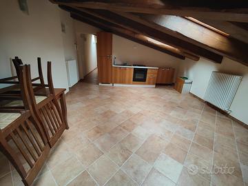 Appartamento mansardato ristrutturato