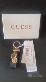 Guess * Portachiavi con charmes * Nuovo *