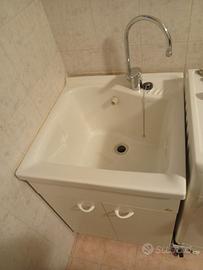 Mobile lavatoio + Lavatoio