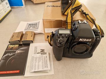Nikon F5 macchina fotografica 