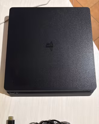 PlayStation 4 slim