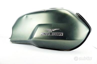 Moto Guzzi V7 Stone 12 15 serbatoio benzina