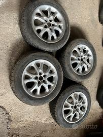 Gomme e cerchi alfa romeo