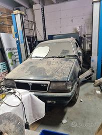 Lancia thema