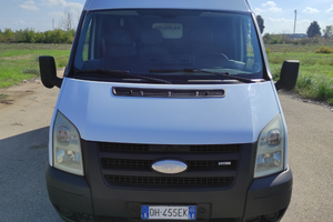 Furgone Ford transit