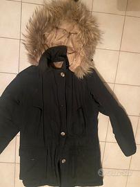 Giaccone lungo da donna con cappuccio staccabile