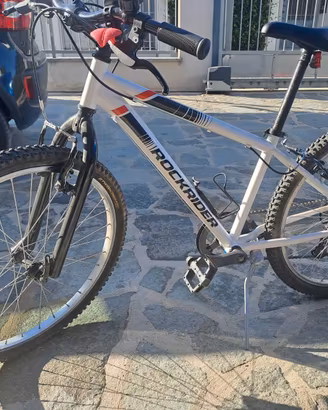 rockrider st 100
