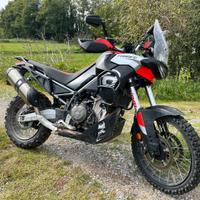 Aprilia Tuareg 660