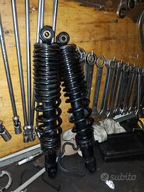 Ammortizzatori post . majesty 250
